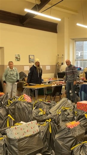 Food bank volunteers in Camborne have been busy preparing and wrapping presents for children who would otherwise go without 🎁 | BBC Cornwall
