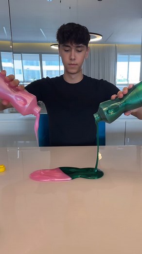 by enzo ⭐️ on Instagram: "Elphaba/Glinda slime asmr @wickedmovie @arianagrande @cynthiaerivo @wicked_musical @wickedbrasil @myra_ruiz @fabibang @wickedmusicalbrasil - #slime #asmr #satisfying #tutorial #satisfy #wicked #wickedmovie"