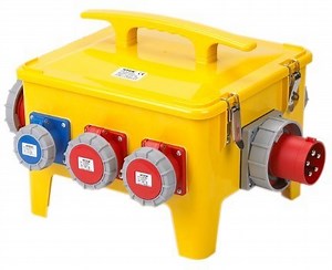 [Hot Item] IP66 63A Socket Box Thermoplastic Enclosure Power Distribution Box