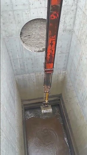 Deep Caisson Sinking Technique Using a Long-Reach Excavator