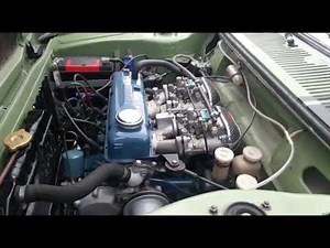 Datsun 100A Twin Carburator Sound!