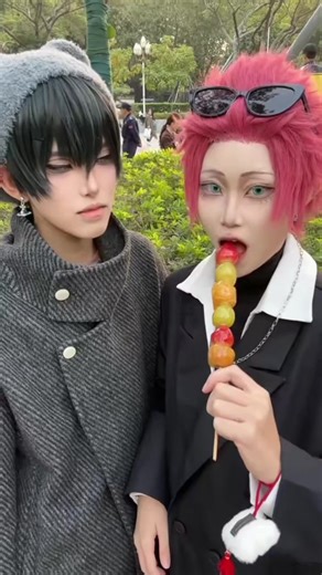 HAPPY NEW YEAR EVERYONE!‼️🎉 (versi indo nya di komen) (English version👇) This video shows my videos that are popular every month and... I can't believe this account is already one year old, which means... ANNIVERSARY‼️‼️🎉 For a year, I uploaded Douyin videos and slowly gained followers. Within a year, I managed to gain 39.5 thousand followers and 1.9 million likes.(when this video was posted/uploaded) As the owner of this account, 'Random Bluelock✓', I would like to express my deepest gratitu