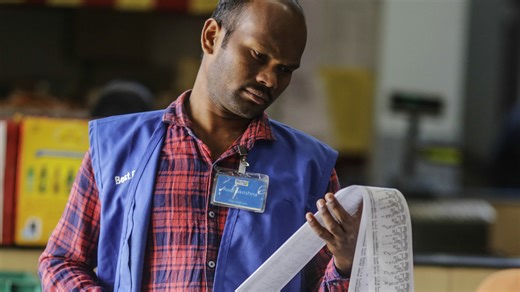 Walmart customer offers simple answer to theft - and it's not receipt checks