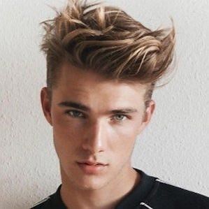 Matthew Pollock – Age, Bio, Personal Life, Family & Stats | CelebsAges