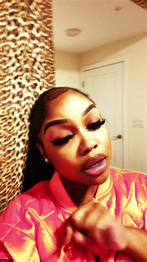 ReeReelovable💜 (@lovely1_)’s videos with Redbone - Lil Baby & GloRilla