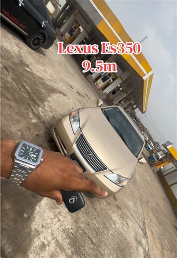 Lexus ES350 Overview and Features