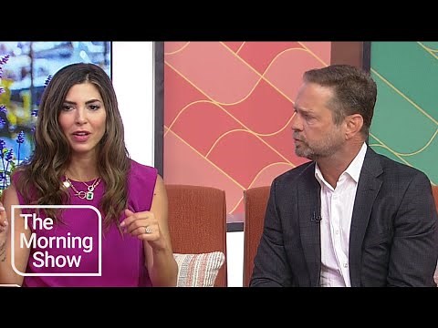 Jason Priestley and Cindy Sampson preview their Private Eyes spinoff