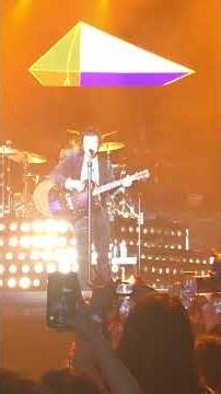 “CAROLINA” Live by HARRY STYLES!!