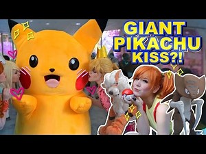 GIANT PIKACHU Invades Pokemon GO Meet Up @ Anime Fest 2016! Pikachu KISS SESH?!