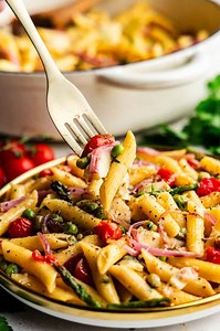 9.3K views · 32 reactions | A quick and easy pasta dish you can make for lunch or a light dinner! https://thestayathomechef.com/pasta-primavera/ | The Stay At Home Chef | Facebook
