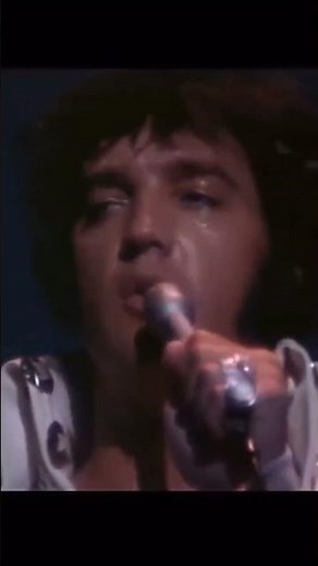 Elvis Presley - Bridge Over Troubled Water 1970 Live #elvispresley #elvis