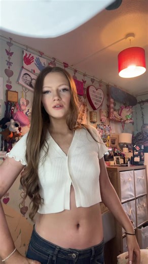 i need my belly button peirced! #fup #me #fyp #foryoupagе #4up