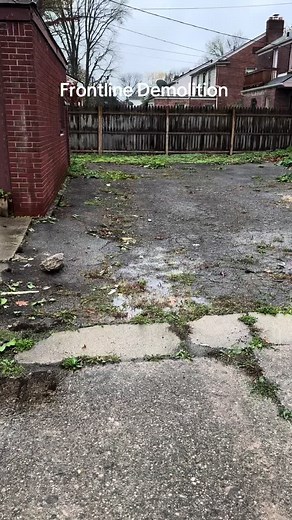 #frontlineworkers #frontlines #demo #demolition #demolitioncrew #clean #cleanouts #cleanoutservices #cleanoutservices♻️ #asbestosremoval #asbestosawareness #fyp #fyp #fyp #demo #demolition #woodpaneling #removal #hardwood #floorremoval #fresh #freshcanvas #magic #construction #homerenovation #restoration #frontline #demoworkers #demolitionmadeeasy #fyp #fy #fypage #homedesign 🦺 #rain #rain rain go away its #demoday