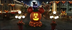 Disneyland TV Spot, 'Halloween Time: espeluznante'