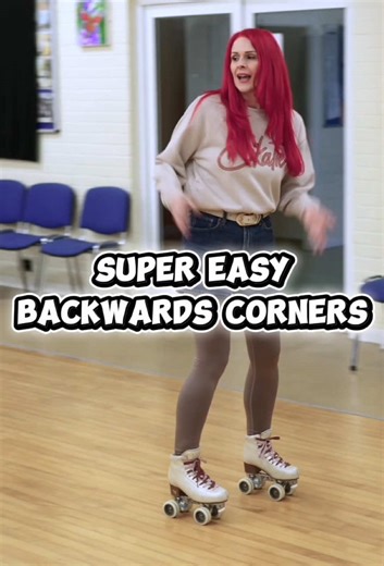 Super easy backwards Corning in roller skates #rollerskatingtutorials #rollerskatingtutorialforbeginners #rollerskatingbackwards