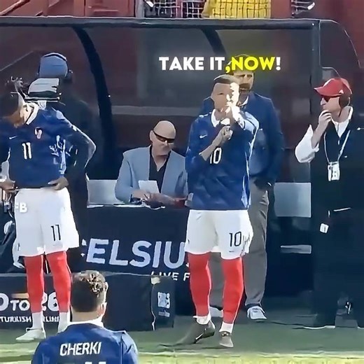 Messi and Dictator Mbappe are different💔