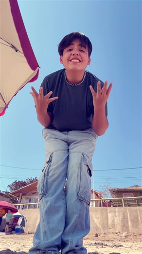 Ahora si pues aajajajjs en la playa💖💗 #joey #g4lax #nose #paratiiiiiiiiiiiiiiiiiiiiiiiiiiiiiii #tanfacil