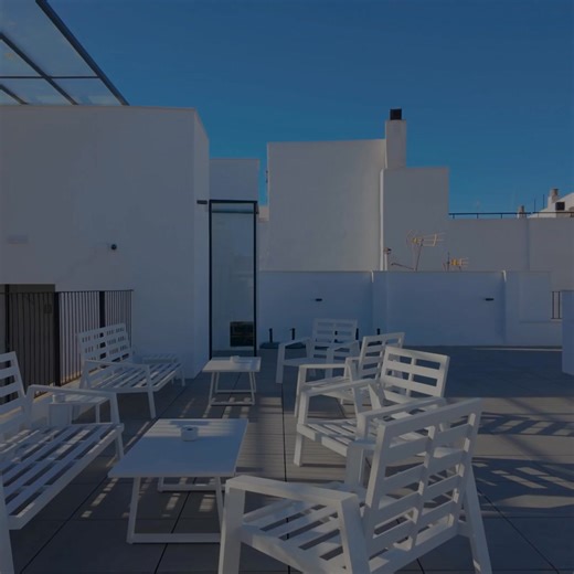 🌿☀️ Malla sombra para espacios exteriores Ideal para jardines, patios, estacionamientos y áreas de trabajo 🏡🚗 Una opción práctica para cubrir, delimitar y aprovechar mejor cada espacio. 📲📞 33 2355 0066 #MallaSombra #Sombra #EspaciosExteriores #Jardín #Construcción #ProtecciónSolar #SAAPSA | Saapsa