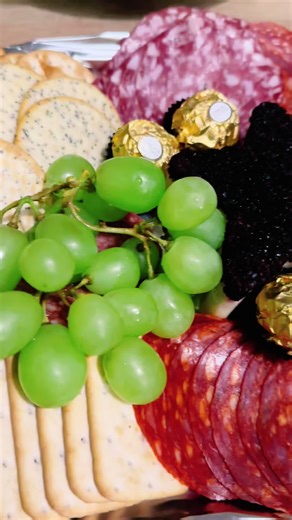 THE BOSS LADY 🇬🇧 (@boss_lady.1979a)’s videos with Last Day of the Year - Kings Original