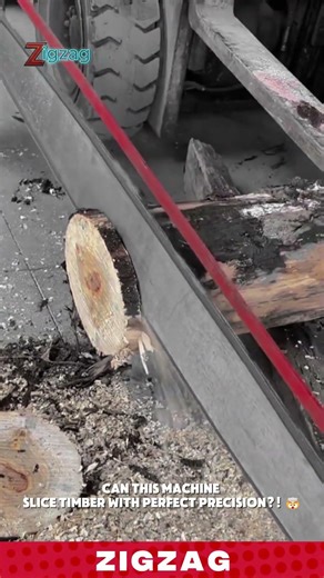 Compact & Powerful Horizontal Bandsaw Machine for Cutting and Slicing in Portable Sawmill Operations