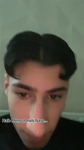 Resa (@re3q109)’s video of half human half spider