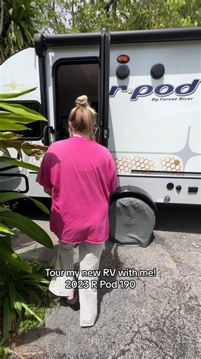 When home becomes anywhere 🌴 🎥 @wanderwithdonna | Camping World