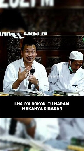 Debate About Cigarettes | #GusBaha (KH Ahmad Bahauddin Nursalim)