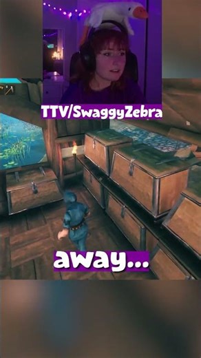 my goose keeps falling off my head... #streamer #twitchclips #twitchstreamer