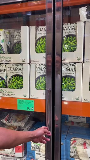 The edamame in the frozen section is a staple! I’ll leave you my best recipe in the caption