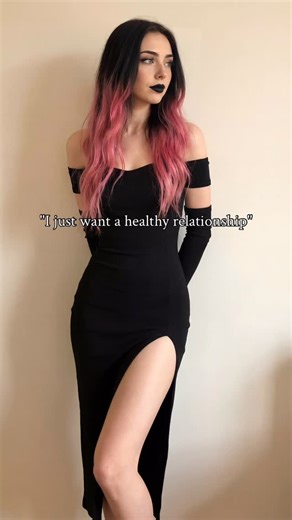 Violette Goth on Instagram: "🤭"