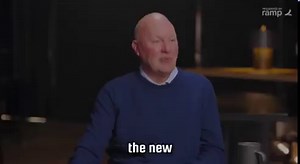 Marc Andreessen: "Starlink just hit massive subscriber numbers, but most people don't realize this used to be the ultimate 'graveyard' business."Back in the 90s, Bill Gates and Craig McCaw (the guy who basically built what is now AT&T Mobile) teamed up to launch Teledesic—a satellite internet network. The result? A complete catastrophe and total bankruptcy. Motorola tried it next with Iridium. It became a classic business school case study in complete capital destruction. Then Elon Musk comes al