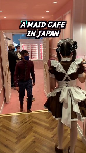 Authentic Maid Cafe Experience in Tokyo