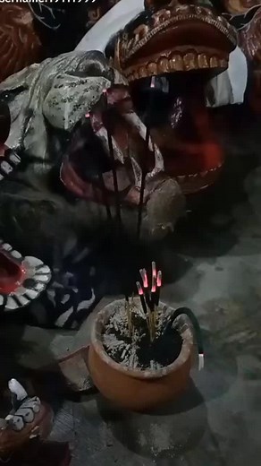 Traditional Javanese Dragon Masks and Music Trends 2024