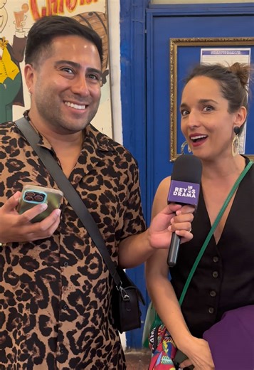 Llegamos a la ceremonia de nominación de los Premios Caleuche 2026 y nos encontramos con la actriz María José Bello, quien fue parte del jurado nominador en la categoría teleseries de esta nueva versión. Nos contó cómo fue vivir el proceso desde dentro, la responsabilidad de elegir y el cariño puesto en reconocer el trabajo de la ficción nacional 📺 #PremiosCaleuche #Caleuche2026 #TeleseriesChilenas #FicciónNacional #ActoresChilenos ReyesDelDrama