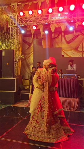 ALI NAWAB PHOTOGHRPHY on Instagram: "##alinawabphotoghrphy #couple #bride #poses #wedding #couplegoals"