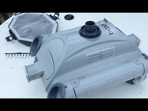 Intex Poolsauger 11 Tipps für Reinigung Pflege und Einsatz Poolroboter Bodensauger Pool