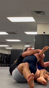 22K views · 54 reactions | Scorpion / Banana Split Defense Scorpion position Banana Split submission defense - kick out leg #realizebjjlife #brazilianjiujitsu #jiujitsuclips #queenofthenorth #crystalnadeaubjj #crystalnadeaumma | Realize BJJ Life | Facebook