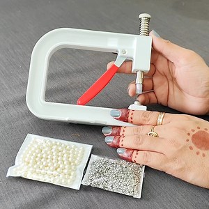 1M views · 6.7K reactions | Very useful sewing tips for beginners and sewing lovers/ Sewing Hacks #sewinghacks #stitching #fashion #design #designinspiration #crafts #sewing #sew #tipsandtricks | Reet Designs | Facebook