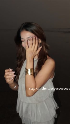 Tanya on Instagram: "weeeeeeeee - eeeeeed 😶‍🌫️ [ new trend , weeeee eeed trend , new reel , fyp , beach ]"