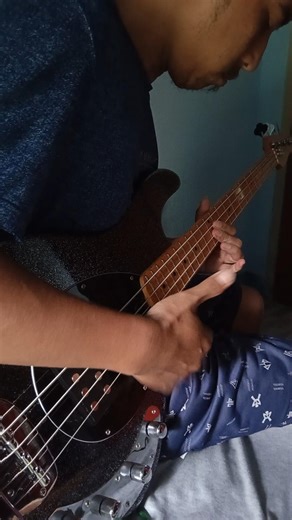 Red Hot Chili Peppers - Coffee Shop (bass solo 1) bass cover #shorts #rhcp #basscover