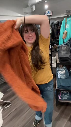 Say hello to the absolute showstopper - the Rank Rust Jacket! 🧡✨ With its plush feel and on-point rust color, it's the must-have for this season's vibes. 🍂 The print? Total uniqueness! 🌀 This jacket isn't just about keeping you warm; it's the ultimate style booster for any outfit! 💁‍♀️ Plus, can we talk about how insanely SOFT it is? 😍 Trust me, you've never owned a jacket this cozy! 🤩 #RankRustJacket #CozySeason #FashionEssentials #UniqueStyle #westernfashion #westernstyle #SoftestEver #w