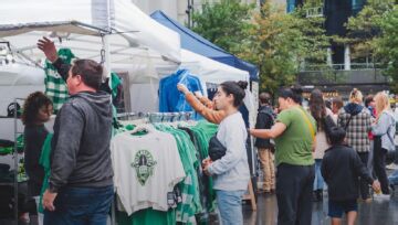 Philadelphia Fall Festivals Showcase Vintage Fashion, Local Food, and Handmade Art