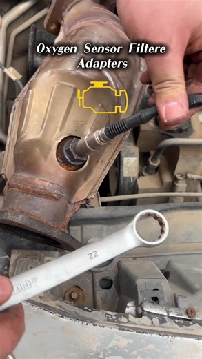 🚗⚙ Say goodbye to that annoying check engine light! This catalytic converter fault eliminator helps you clear the warning in seconds. 🔧 Perfect for mechanics and car enthusiasts—easy to install, high performance, and essential for worry-free driving. 🚀 Get yours now and fix the problem instantly! 🛒💨🚨#O2Sensor #CheckEngineLight #CarRepair #CarMods #DIYMechanic
