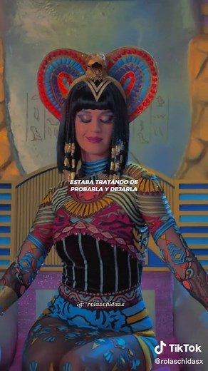 Dark Horse - Katy Perry ft. Juicy J Lyrics Video