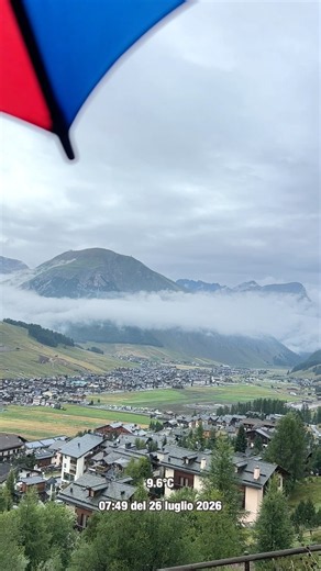 🌂 Good morning from Livigno | It’s drizzling, but it’s still beautiful ☔️ #livigno #mountains #li...