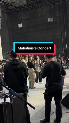 AMAZING.. Konser Mahalini