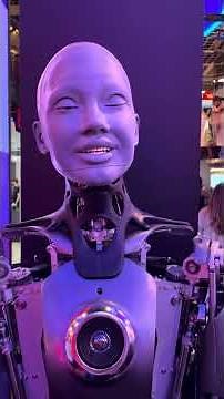 HUMANOID ROBOT Ameca speaks to me