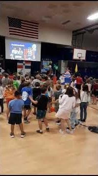Mini Lección de Merengue | Kitty Hawk Elementary 2023 | Presentación Cultural RD 2023 🇩🇴🌏🇺🇸