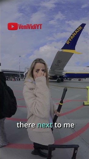 Don’t just WATCH... EXPERIENCE this flight in 3D VR! ✈️🥽