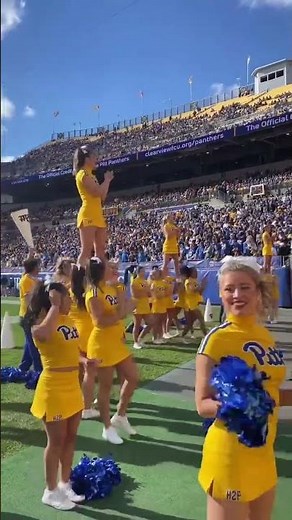 2022 university of Pittsburgh cheerleaders